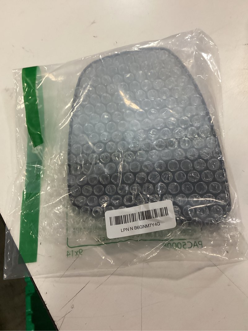 Condition photo showing New/Like New for ACROPIX Car Rearview Left Driver Side Heated Mirror Glass for Nissan Murano 2009-2014 with Backing P