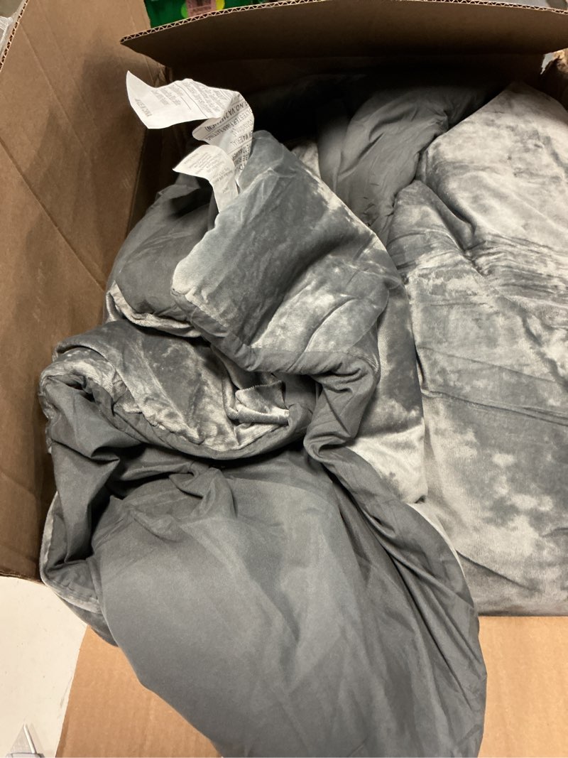 Condition photo showing As Is for tamgho velvet queen comforter set, luxuriously soft comforter queen size, lightweight bedding set for all seasons, comforter (92\"x96\") grey grey queen