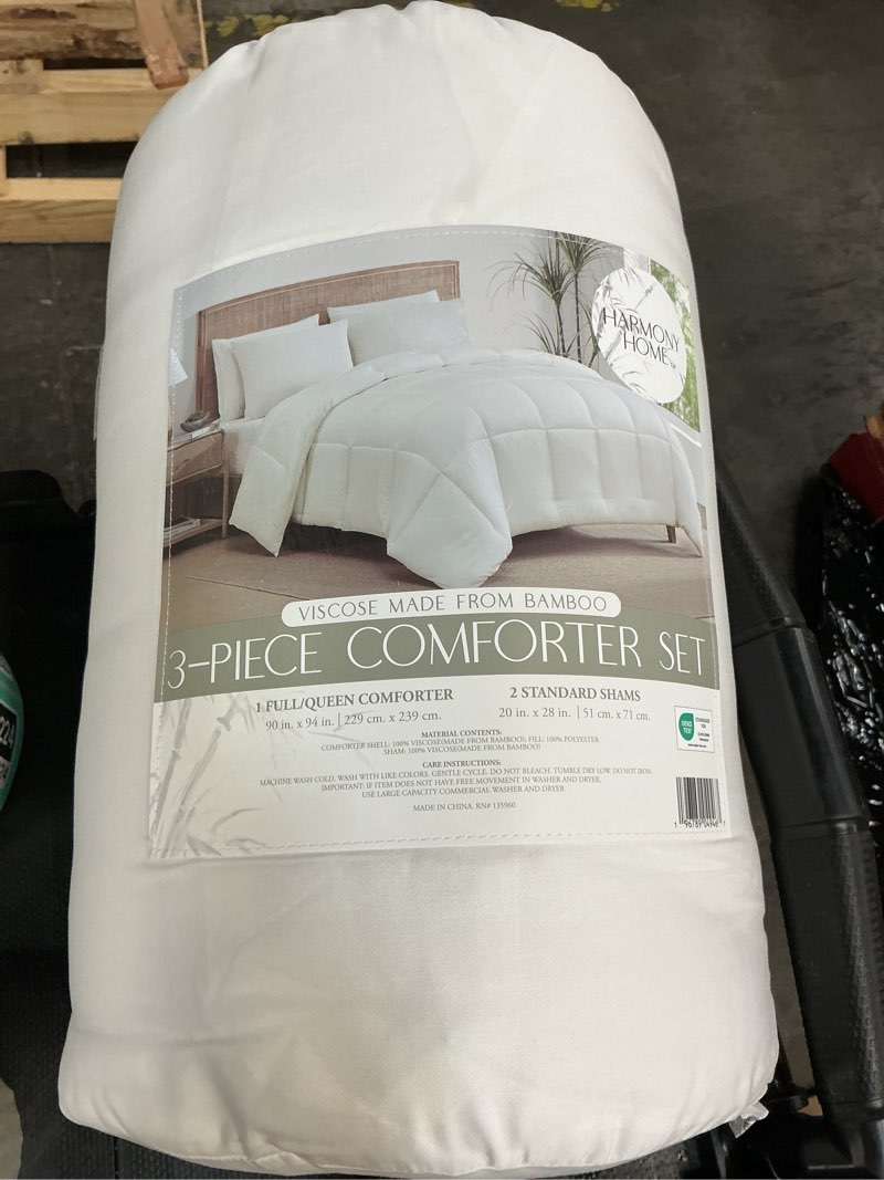 Condition photo showing New/Like New for bamboo harmony 3-piece viscose made from bamboo comforter set full/queen 