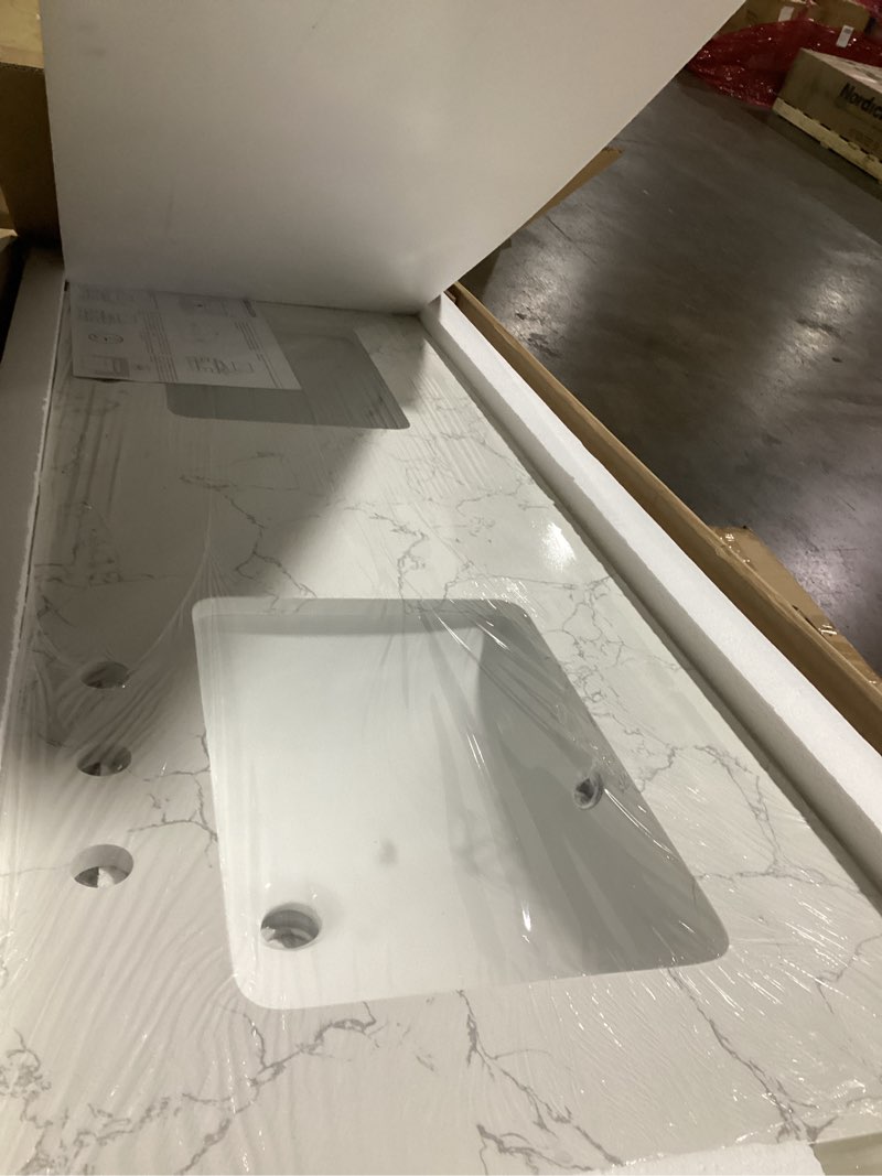 Condition photo showing Good Condition for 21" x 4" Vanity Top Side Splash, Engineered Stone Sidesplash in Lightning White 21" Sidesplash