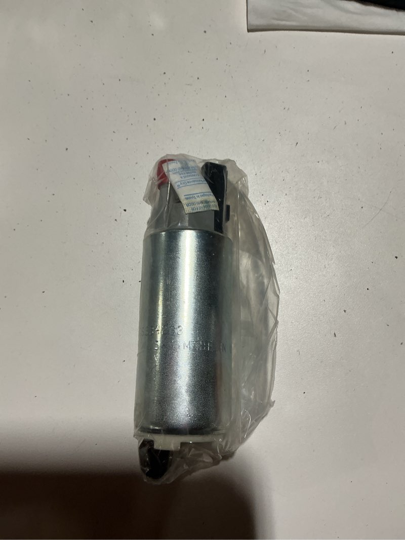 Condition photo showing Good Condition for walbro gss342 fuel pump