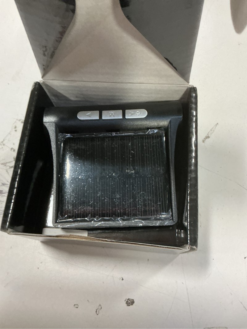 Condition photo showing Good Condition for Tire Pressure Monitoring System, TPMS for RV and Trailer, Solar Powered TPMS with LCD Display, 4 Sensors, Real-Time Pressure and Temperature Monitoring, Easy to Use (0~87 PSI)