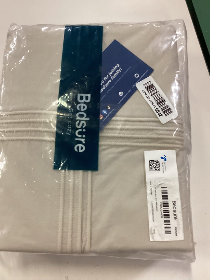 Condition photo showing New/Like New for bedsure 100% cotton percale duvet cover queen, luxury hotel duvet cover, rope weave linen comforter cover, purewoven breathable & lightweight bedding set for all season, 3 pieces, 90"x90" queen (90" x 90") 01 - hotel linen beige