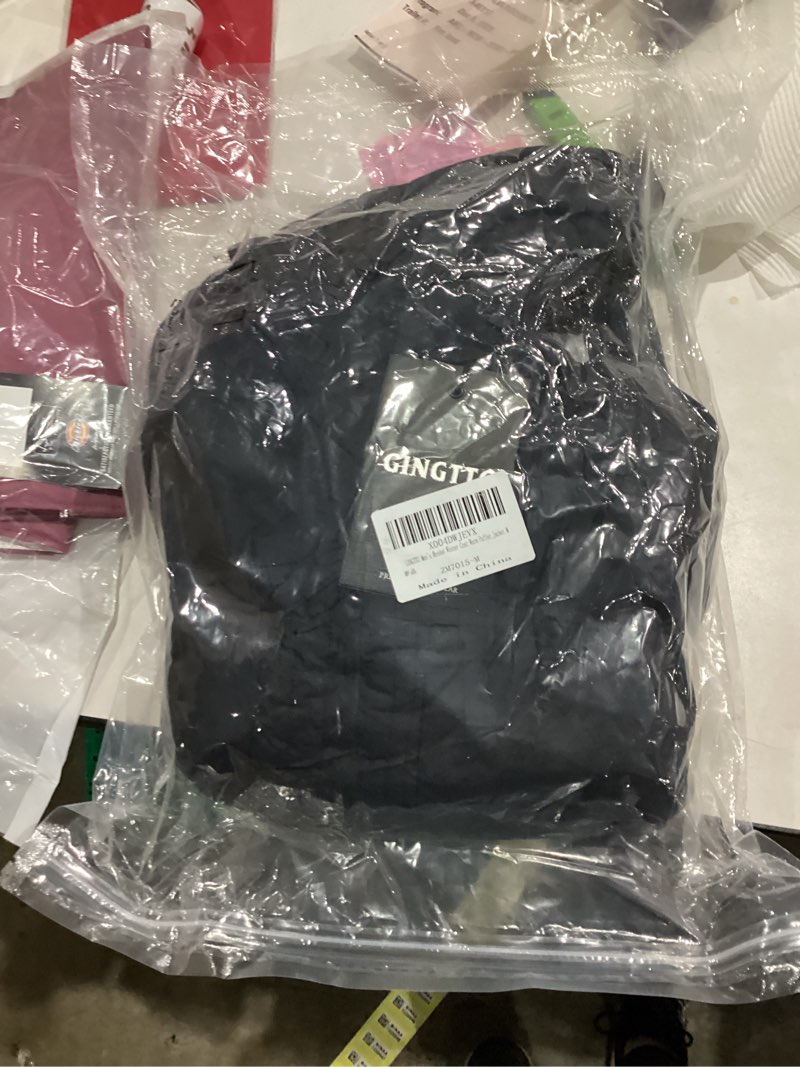 Condition photo showing New/Like New for GINGTTO Men's Winter Puffer Jacket with Hood Detatchable Winter Coat Waterproof Black Medium