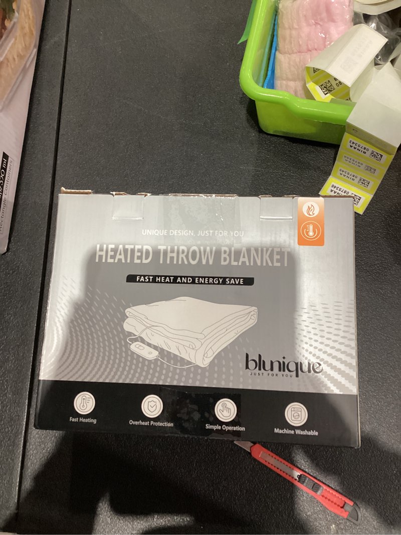 Condition photo showing New/Like New for Cow Print Heated Throw Blanket Electric Blanket-Heating Blanket Throw with 10 Heat Levels & 10 Hours Auto Off, Cozy Soft Fleece Sherpa, Washable, 50 x 60 Inches Cow Print White 01 - Black Ombre-white Throw 50" x 60"