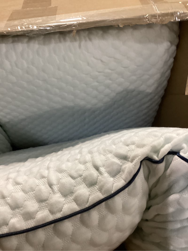 Condition photo showing Good Condition for Weekender Gel Memory Foam Pillow - Queen Size - 2 Pack - Medium Plush Feel - Neck and Shoulder Support - Side, Stomach, and Back Sleepers - Home, Hotel, & Hospital Essentials - CertiPur Certified Queen 2 Pack