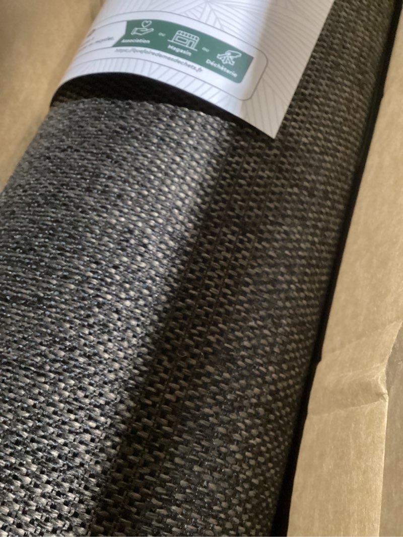 Condition photo showing Good Condition for LEKEEPGO Door Mat 24"x36", Non Slip Door Mat Indoor Entrance, Rubber Backing Front Indoor Door mat Washable Absorbent Low-Profile Entryway Entry Resist Dirt Inside Door Mats, Brown 2' x 3' (Rectangular) Coffee