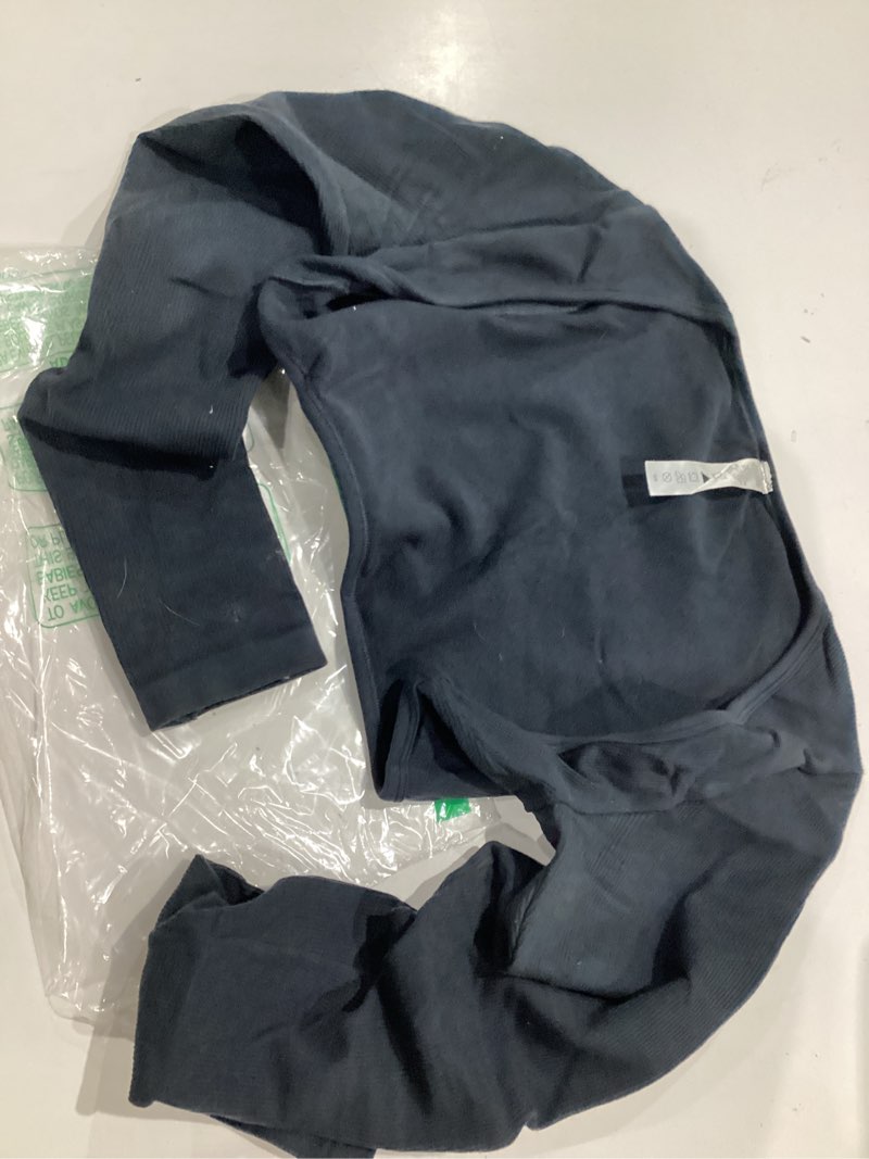 Condition photo showing Good Condition for aoxjox women's long sleeve open front seamless shrug thumb hole crop top workout cardigan blueberry x-large