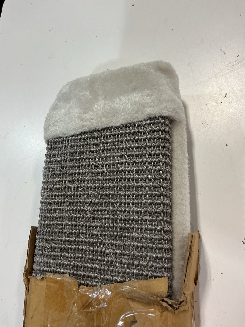 Condition photo showing New/Like New for trixie scratching board for corner – vertical sisal rope pad for indoor cats – easy-install corner scratch pad – gray, 1 x 12.6 x 23.6 in
