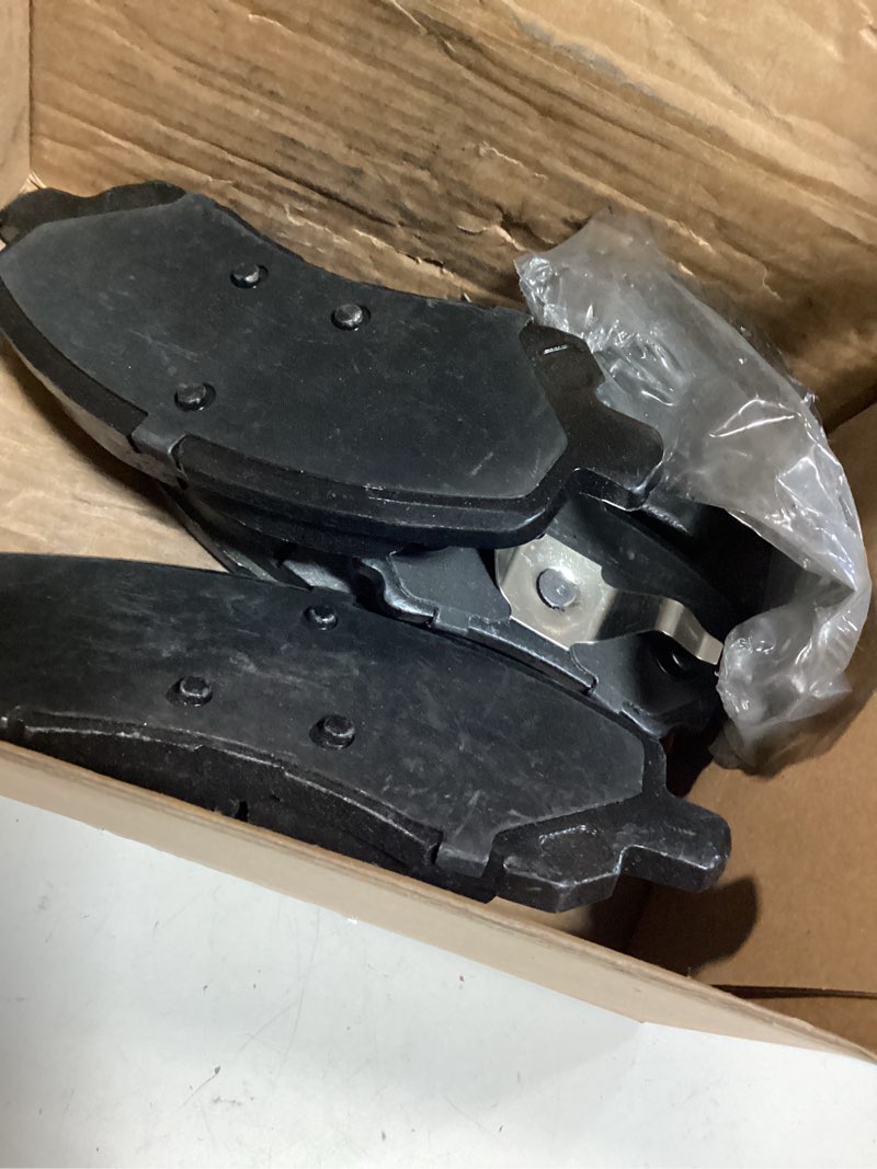 Condition photo showing New/Like New for d1285 d1037 front rear ceramic brake pads set for chrysler 200 2011-2014,sebring 2007-2010,dodge avenger 2008-2014,caliber 2007-2012,jeep compass/patriot 2007-2017,mitsubishi lancer 2004-2017