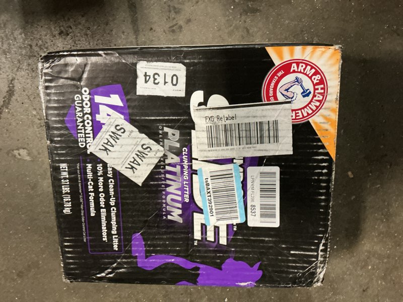 Condition photo showing New/Like New for arm & hammer clump & seal slide platinum multi-cat clumping cat litter, 14-day odor control, ez clean technology, 37 lbs – no scrubbing, powerful odor eliminator 37lb – frustration free pack slide platinum clumping litter