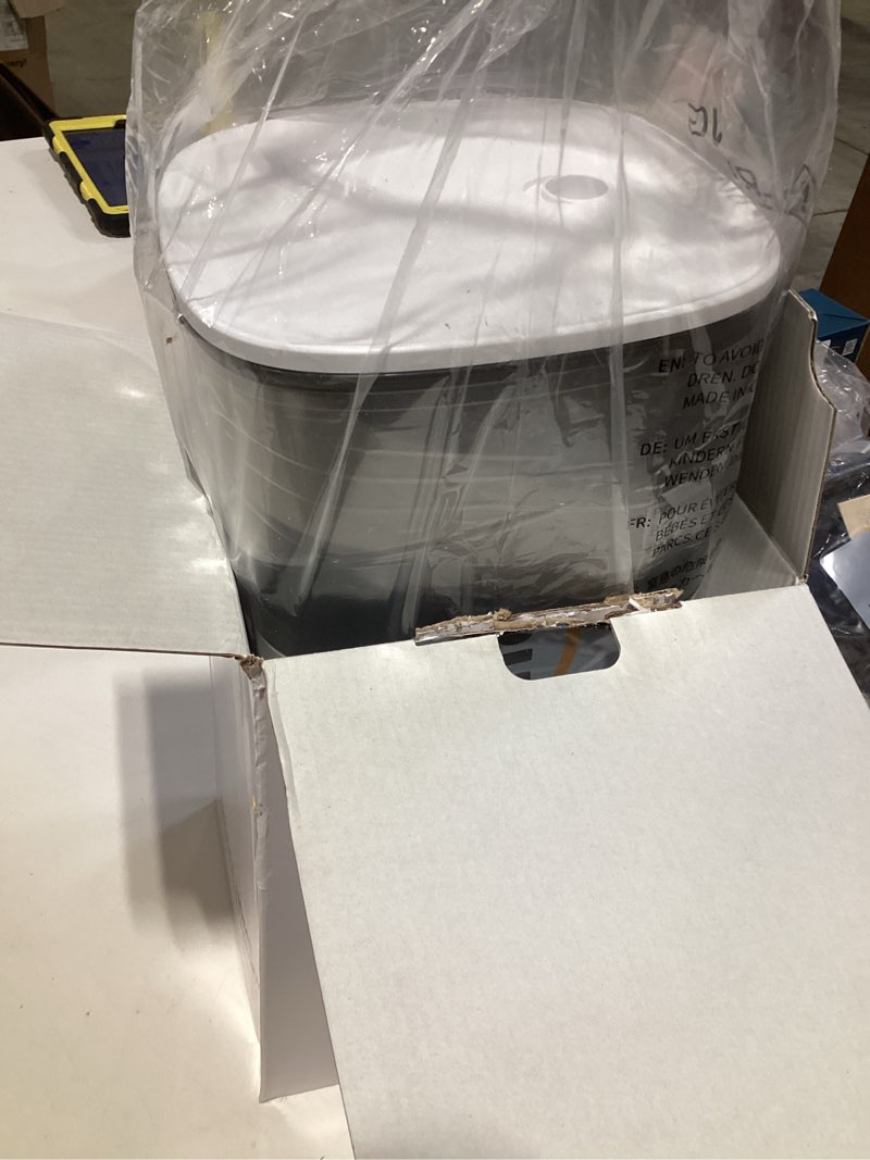 Condition photo showing Good Condition for automatic cat feeder, 4l cat food dispenser with 10s voice recorder, pet feeder up to 8 meals per day, timed dog feeder with dry food sealed ring (white, 4l-basic)