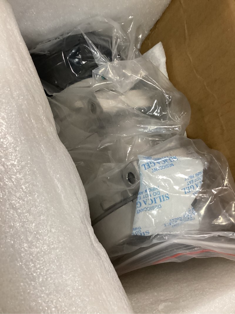 Condition photo showing New/Like New for tadamark ac compressor w/clutch compatible with hyundai elantra 2.0l 2001-2006, for hyundai tiburon 2.0l 2003-2008, for hyundai tucson 2.0l 2005-2009