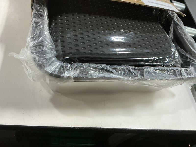 Condition photo showing New/Like New for suhaco medium stainless steel litter box side entry high walls deep metal cat litter boxes low entry with high sided removable lid litter mat and scoop litter pan (black) black medium