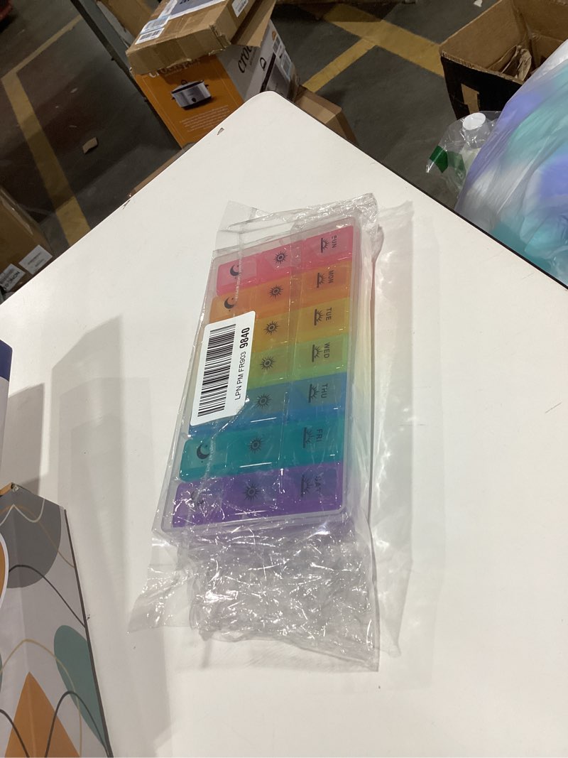 Condition photo showing New/Like New for Weekly Pill Organizer,3-Times-A-Day 7 Day Pill Box Large Compartments Moisture-Proof Pill Case Medication Reminder Portable Travel Container for Vitamins Fish Oil Compartments Supplements Clear Large