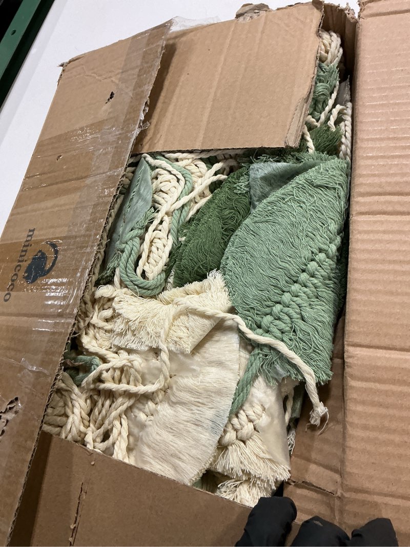 Condition photo showing Good Condition for Macrame Wall Hanging Boho Wall Tapestry Handmade Woven Leaf Wall Decor Crochet Wall Art for Home Office Apartment (Green, 51.2" W x 34.3" L) Green 51.2" W x 34.3" L