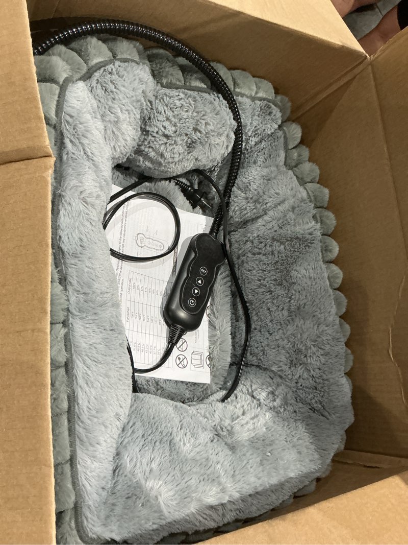 Condition photo showing Good Condition for invenho heated cat beds for indoor cats and small dogs, 20" cozy donut heated pet bed with timer & temp adjustable, removable waterproof electric warming bed for indoor cat