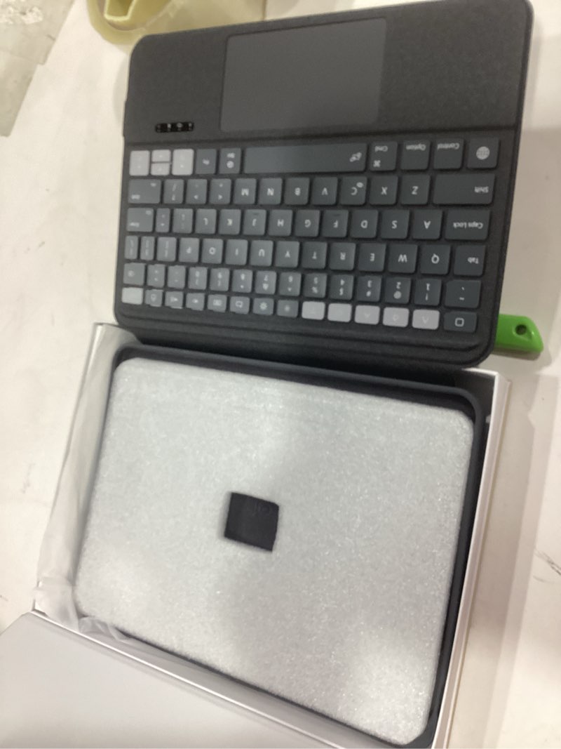 Condition photo showing New/Like New for eip bluetooth keyboard case for ipad pro 11 inch (m4/m5), 11" magnetic detachable cover with trackpad, patented stylus shortcuts, 7-color backlit keys, slim protective smart case ipad pro 11" (m4/m5)
