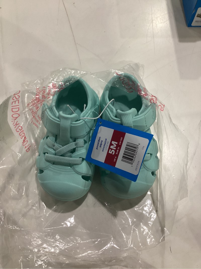 Condition photo showing Good Condition for stride rite 360 unisex-child laguna 5 little kid seafoam