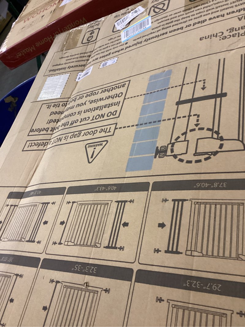 Condition photo showing New/Like New for Cumbor 29.7-46" Baby Gate for Stairs, Toddler Safety Essentials for The House, Auto Close Dog Gate for Doorways, Mom's Choice Awards Winner-Easy Install Pressure Mounted Pet Gates for Dogs, White