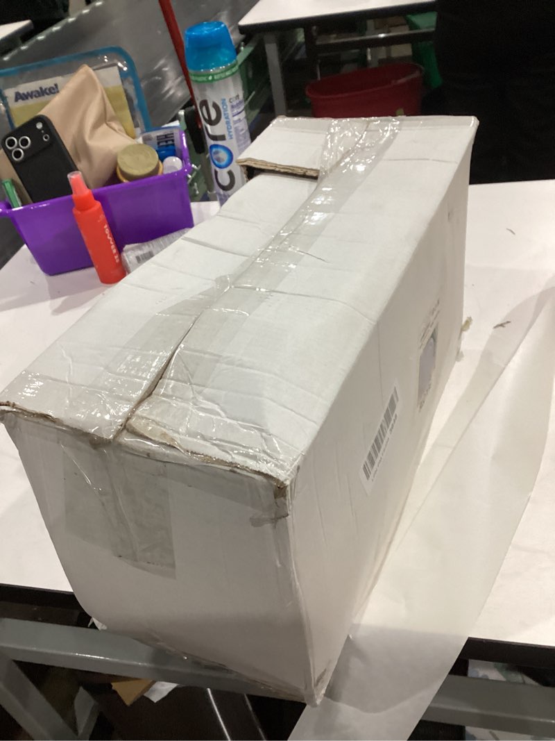 Condition photo showing Good Condition for PULOTE 200 Pieces White Plastic Plates Disposable - Include 100PCS 10 inch Dinner & 100PCS 7 inch Dessert Plates, Ideal for Party & Wedding White 200 PCS