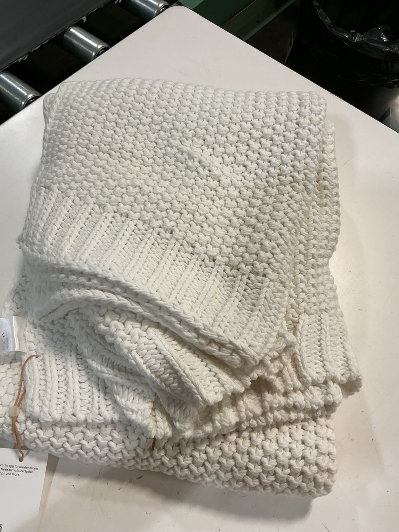 Condition photo showing Good Condition for quince cotton fisherman throw ivory 50x60