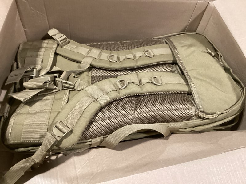 Condition photo showing Good Condition for sandpiper of california long range bugout backpack multi
