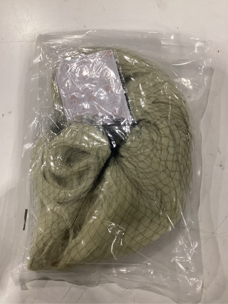 Condition photo showing New/Like New for karlery Adult Women Long Wavy Blonde Princess Wig Halloween Cosplay Wig Costume Anime Party Wig