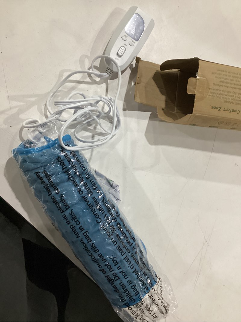 Condition photo showing Good Condition for deepsoon heating pad,electric heating pads for back,neck,moist heating pad for abdomen shoulder knee legs,dry/moist heat&auto shut off,mother's day birthday for men and women,blue,24x12 inch blue 24x12 inch