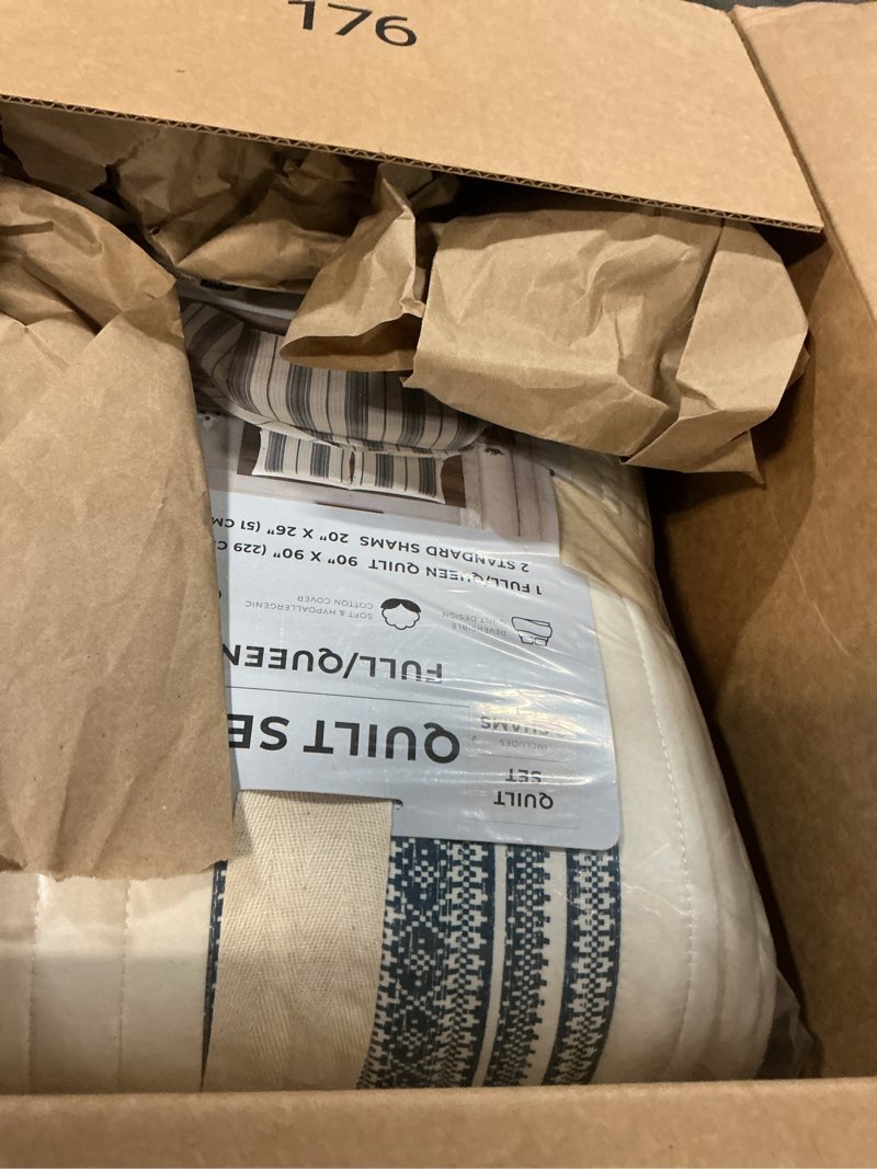 Condition photo showing New/Like New for Great Bay Home Full/Queen Reversible Quilt Bedding Set - All Season, Modern, Lightweight Bedspreads - White & Navy Striped Coverlets (Includes 1 Quilt, 2 Pillow Shams) Full / Queen White / Navy