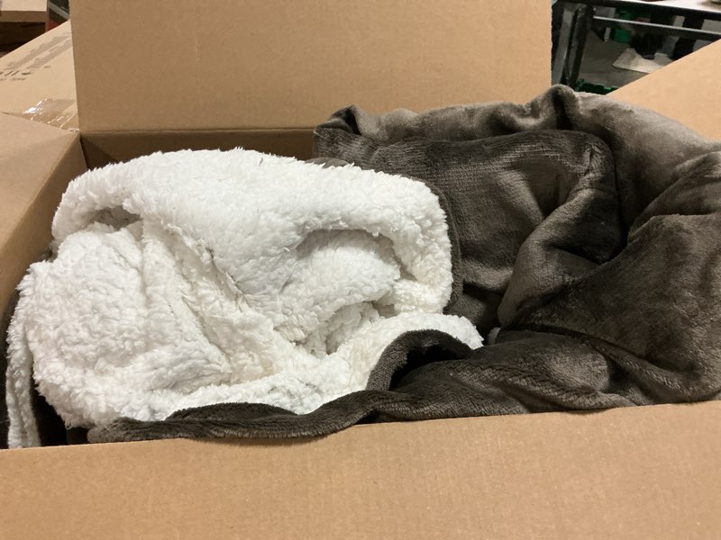 Condition photo showing Good Condition for Berkshire Blanket-Sherpa Fleece Blanket, Warm and Soft Loftmink Reversible Blanket for Bed, Sofa and Travel, Charcoal Grey, 90 in x 90 in