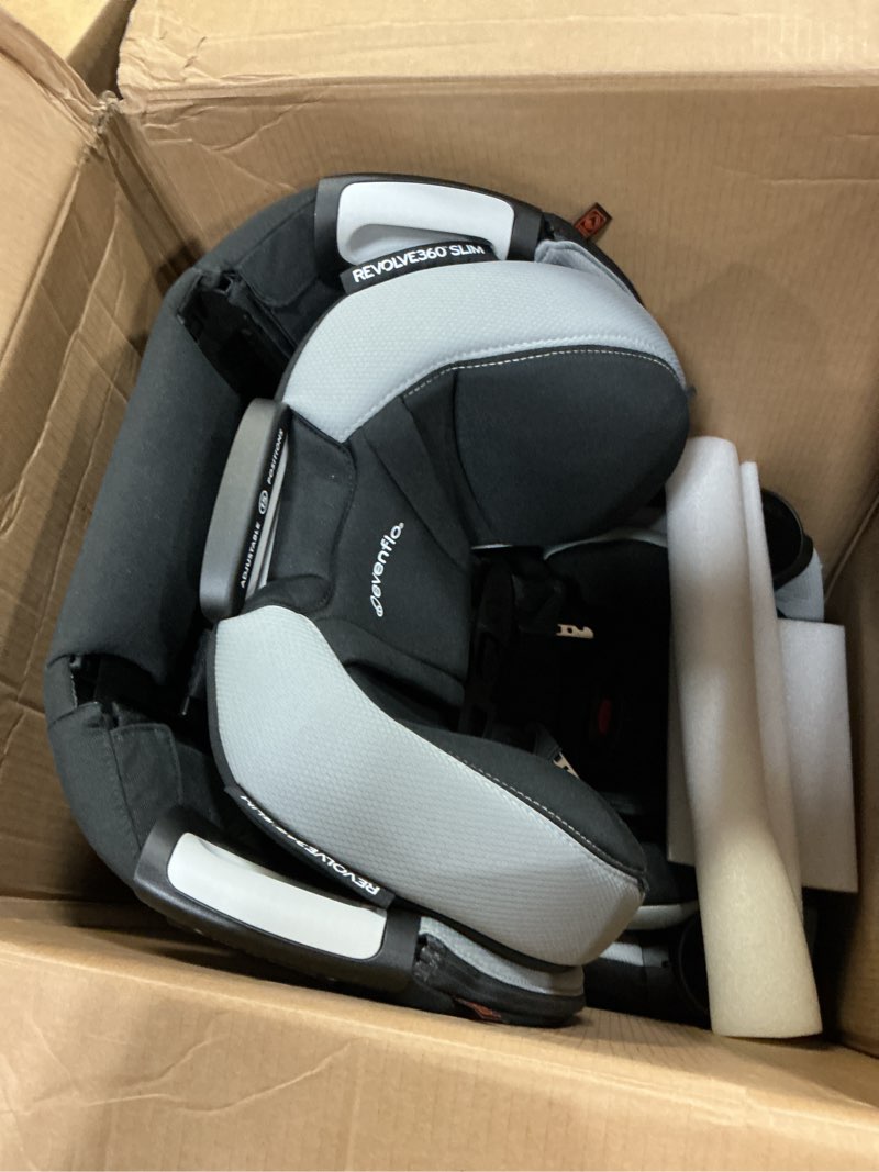 Condition photo showing Good Condition for evenflo revolve360 slim 2-in-1 rotational car seat with quick clean cover (salem black)