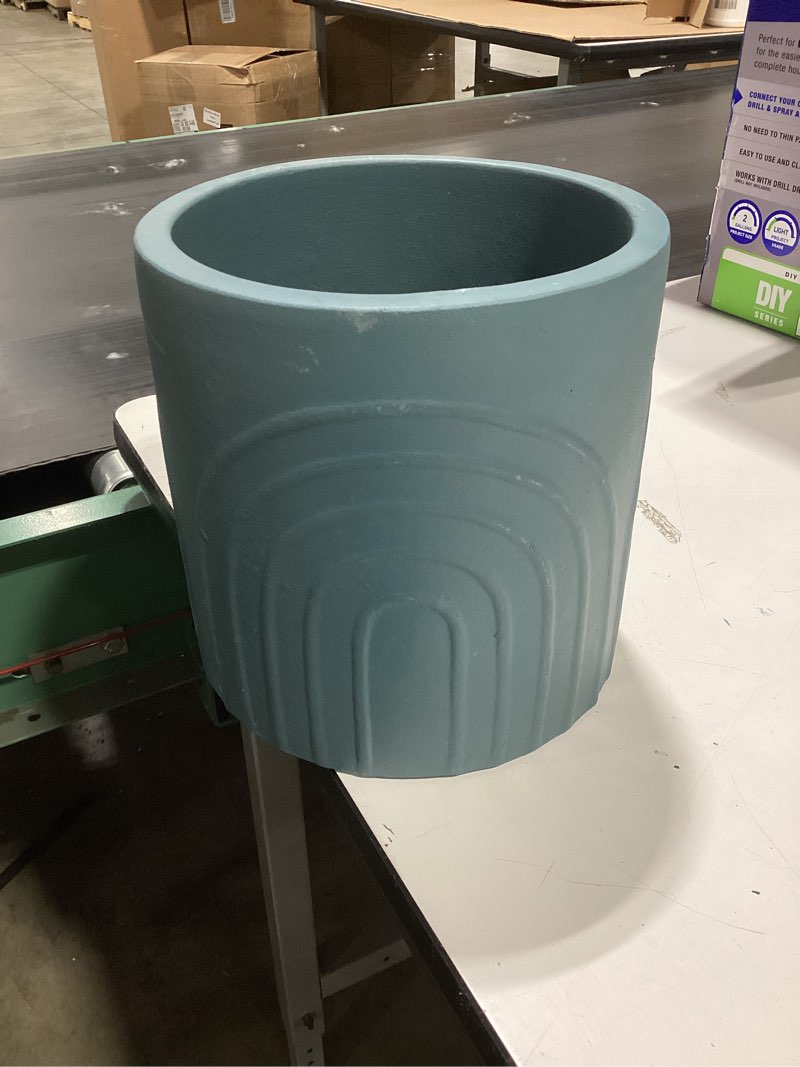 Condition photo showing Good Condition for 100+ bought last week Origin 21 Round 7.9-in W x 7.9-in L Blue Ceramic Indoor/Outdoor Planter