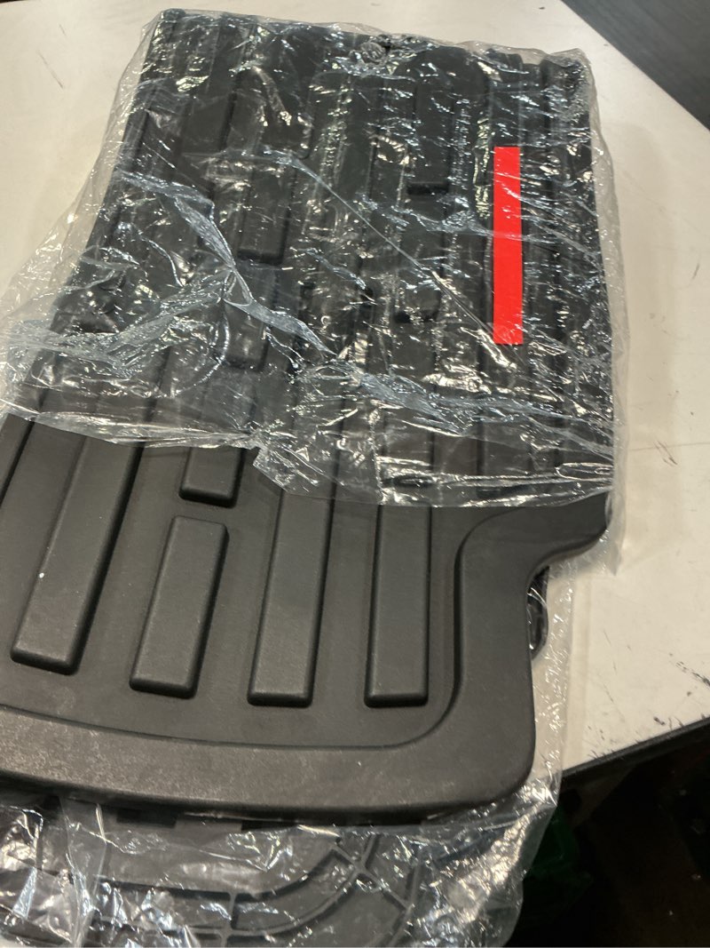 Condition photo showing Good Condition for fh group universal fit rear bumper guard protection bumperbutler for cars, suvs, vans, and trucks black