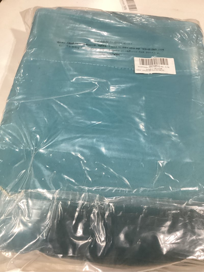 Condition photo showing Good Condition for NICETOWN 100% Blackout Blinds, Laundry Room Decor Window Treatment Curtains, Thermal Insulated Energy Smart Drapes and Draperies for Villa, Hall and Studio, Sea Teal, Set of 2, 52 inches x 108 inches 52"W x 108"L (Pack of 2) Sea Teal