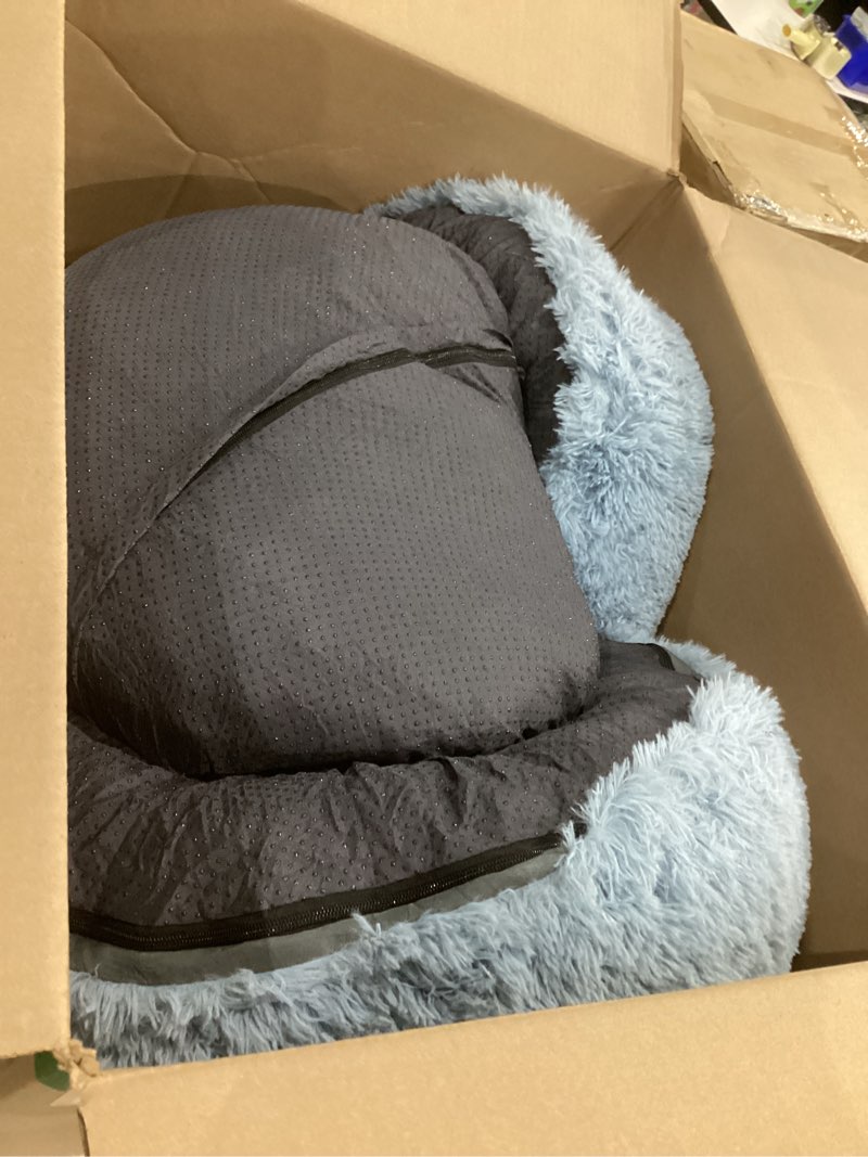 Condition photo showing Good Condition for SIMILAR TO NOT EXACT Bedsure Calming Dog Bed for Large Dogs - Donut Washable Large Pet Bed, 36 inches Anti Anxiety Round Fluffy Plush Faux Fur Dog Bed, Fits up to 80 lbs Pets, Navy 36\"L x 36\"W x 10\"Th Navy