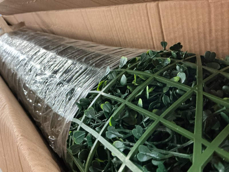 Condition photo showing New/Like New for odtory artificial boxwood roll,48x120 in (40 sqft) uv-anti faux ivy boxwood hedge leaf grass wall for patio balcony privacy, garden, backyard greenery wall backdrop and fence decor 48 in x 120 in- boxwood