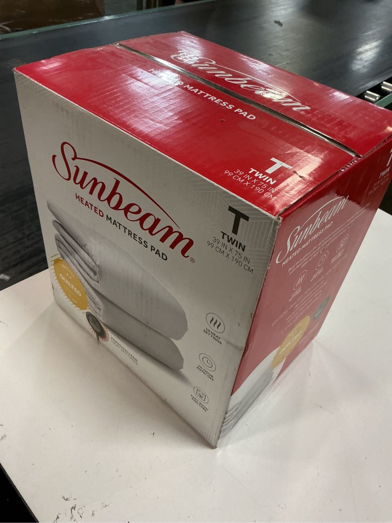 Condition photo showing New/Like New for sunbeam quilted heated electric mattress pad stripe pattern  twin
