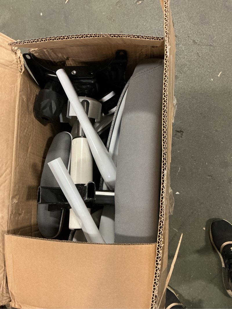 https://lotting-media.assets.bidfta.com/lotting_00c8fc60-7afe-4aa4-9d19-051175ebe572