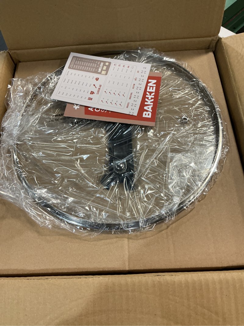 Condition photo showing Good Condition for Bakken 16 Quart Ceramic Coated Stock Pot with Lid, Easy Clean Nonstick Pot, Tempered Glass Lid, Riveted Stainless Steel Handles, Oven Safe Up To 500°F, PTFE & PFAS Free, All Stove Compatible, Cream Cream 16 Quarts