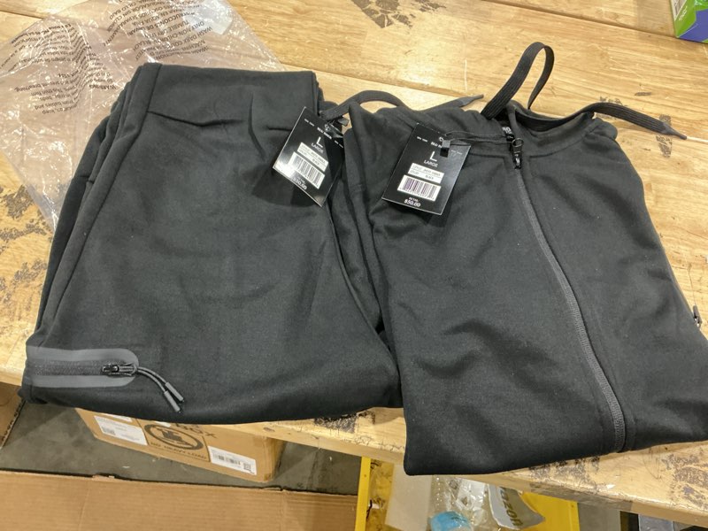 Condition photo showing New/Like New for blu rock men's 2-piece full-zip sweater hoodie and jogger sweatpants set size l
