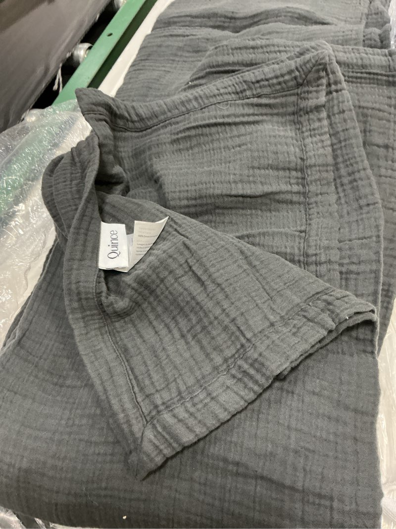 Condition photo showing Good Condition for quince organic cotton gauze blanket king charcoal 
