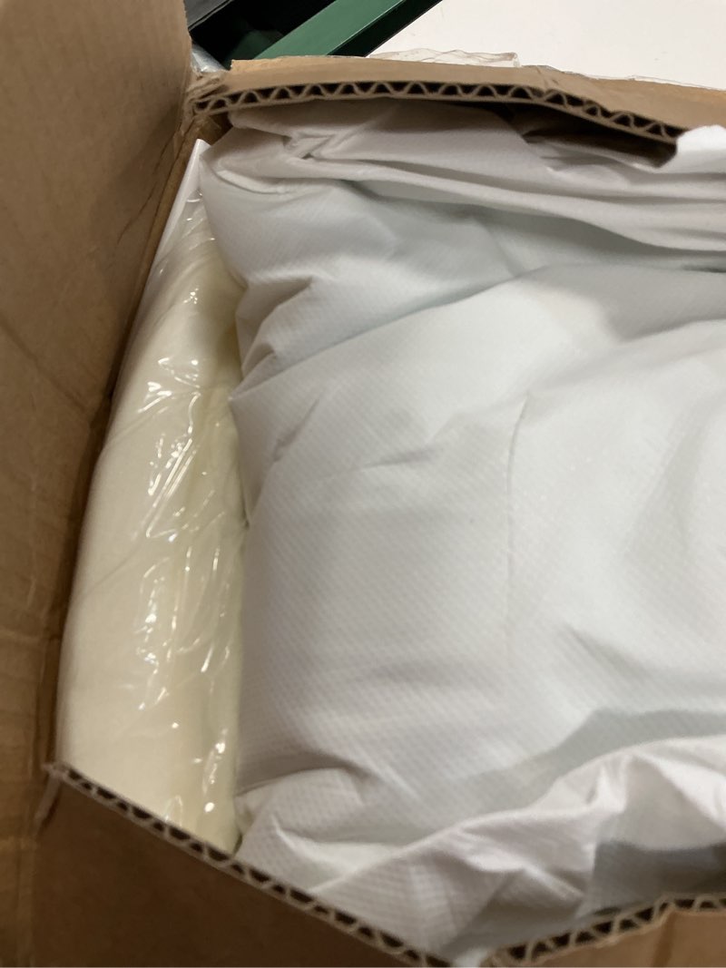 fond + found Baby Changing Pad Waterproof Bamboo Cover, Standard Size Cozy Diaper Changing Pads for 