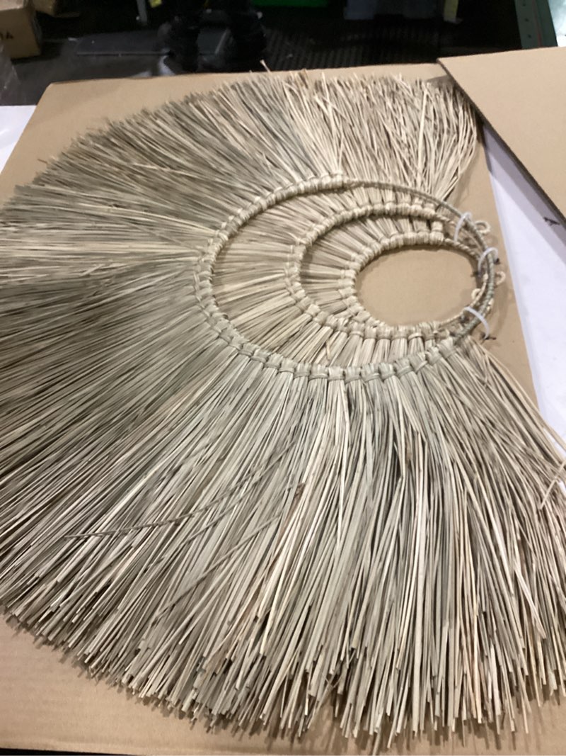 Condition photo showing New/Like New for pemar rustic boho wall hanging decor: set of 3 woven seagrass fans - perfect for living room, bedroom & headboard art (xl: 35.4" d, l: 27.6" d, m: 19.7" d) set 3 extra large - large - medium
