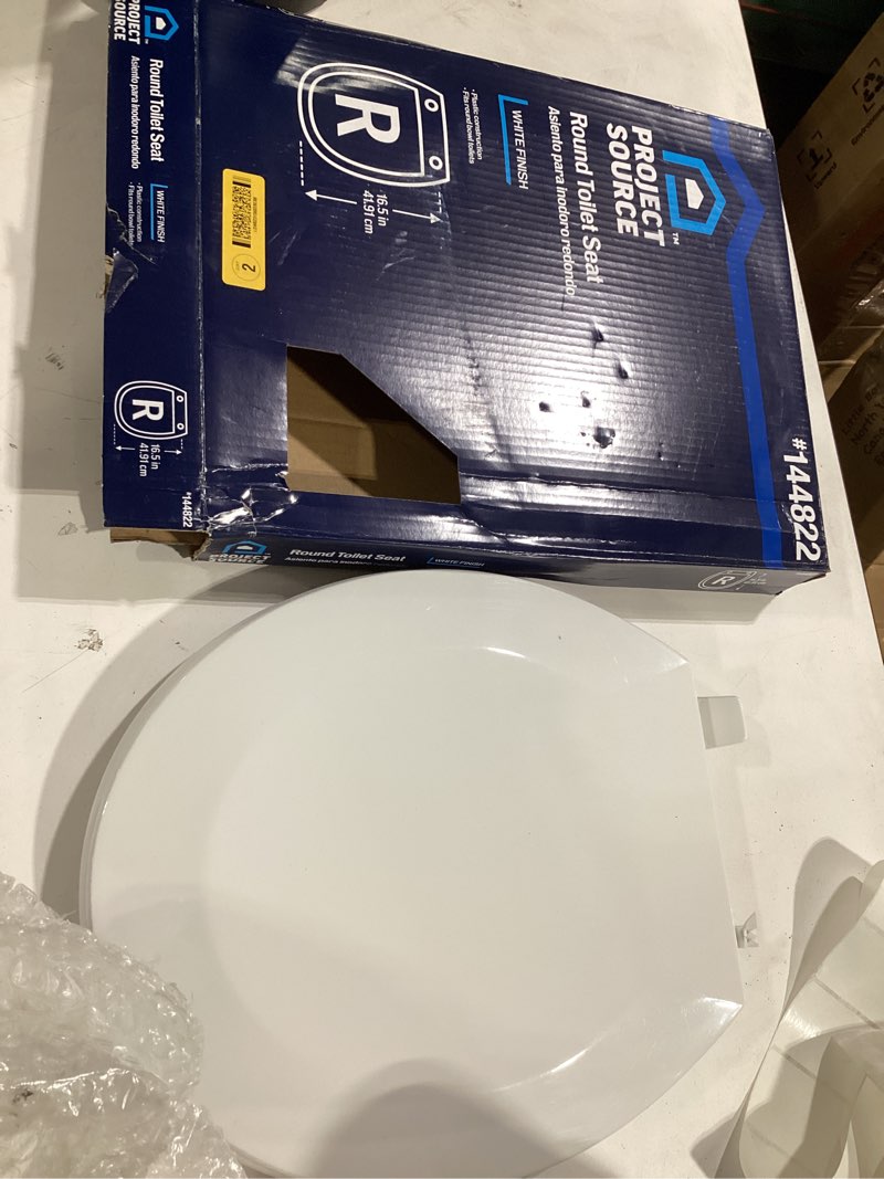 Condition photo showing As Is for project source plastic white round toilet seat