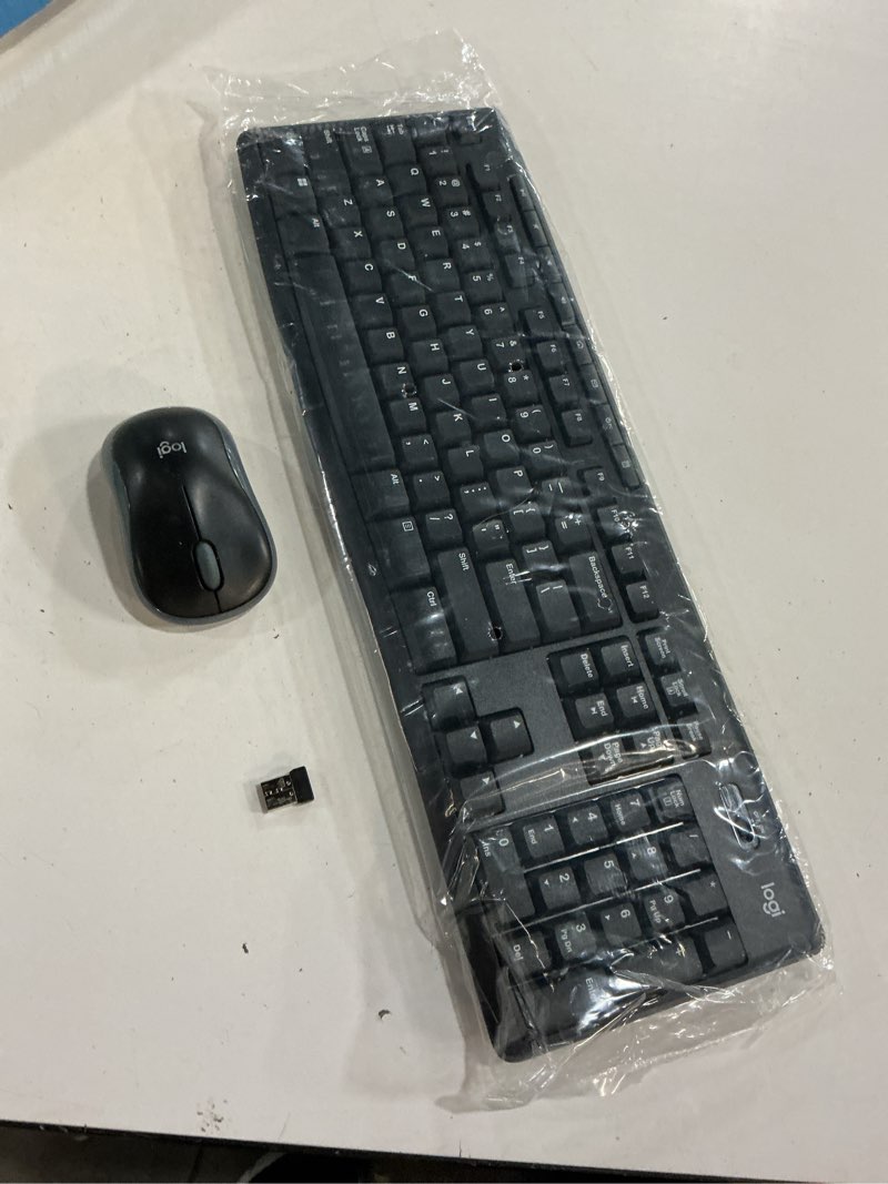 Condition photo showing New/Like New for logitech mk270 full size wireless keyboard and mouse combo - black combo black 1 pack