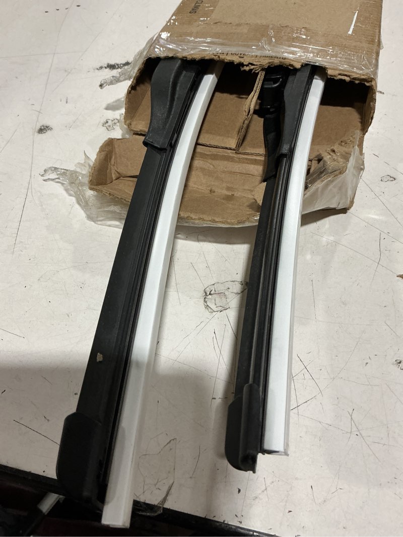 Condition photo showing Good Condition for trico diamond 22" + 20" super premium automotive replacement windshield wiper blades (set of 2), passenger and driver side all-weather beam wiper blades for select vehicle models (item #25-2220) 22" + 20" pair pack (pack of 2) ultimate