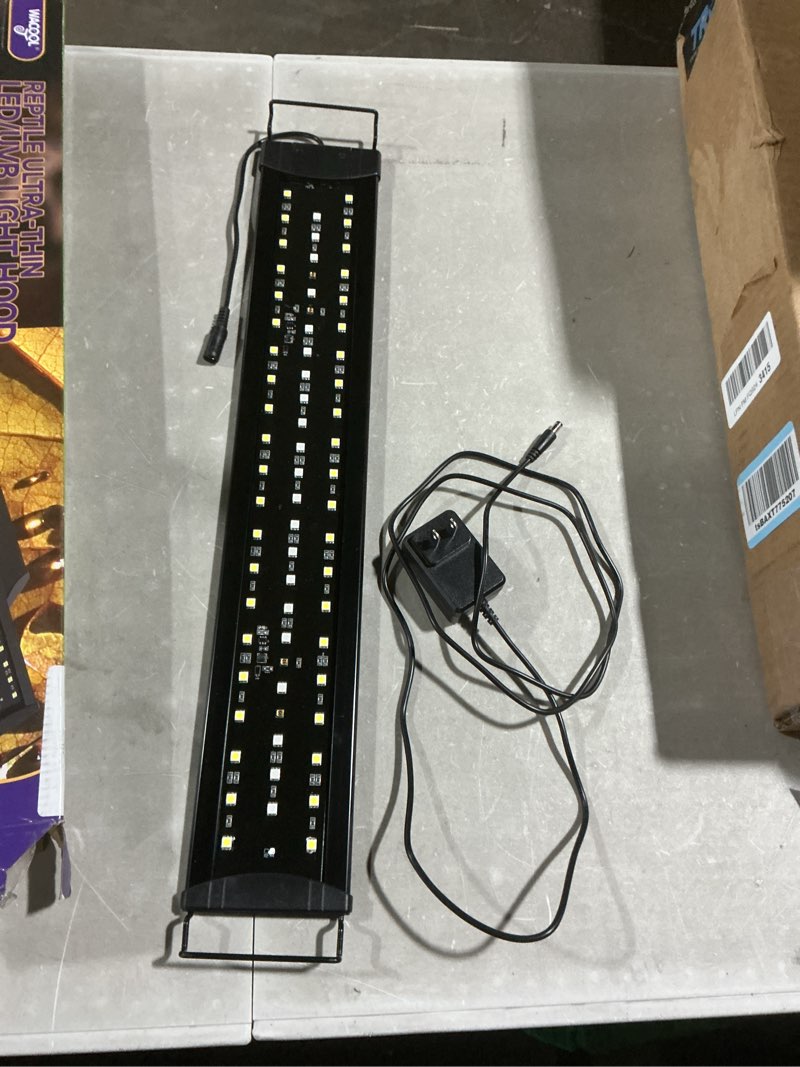 Condition photo showing As Is for dimming led uvb reptile light, 24“ led reptile light bar with brightness adjustment & 3 light modes, uvb 10 10.0