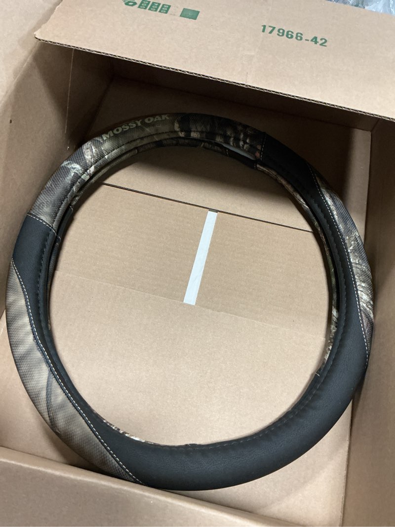 Condition photo showing Good Condition for mossy oak camo steering wheel cover - pu leather and cotton twill, universal fit 14 1/2 inches to 15 inches - officially licensed product partial camouflage