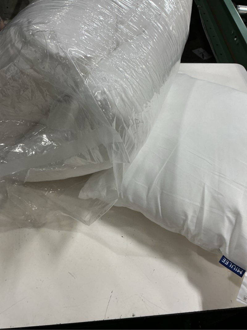 Condition photo showing Good Condition for miulee pillows inserts, pack of 4 18x18 inch 100% virgin microfiber filling throw pillows for bed couch sofa